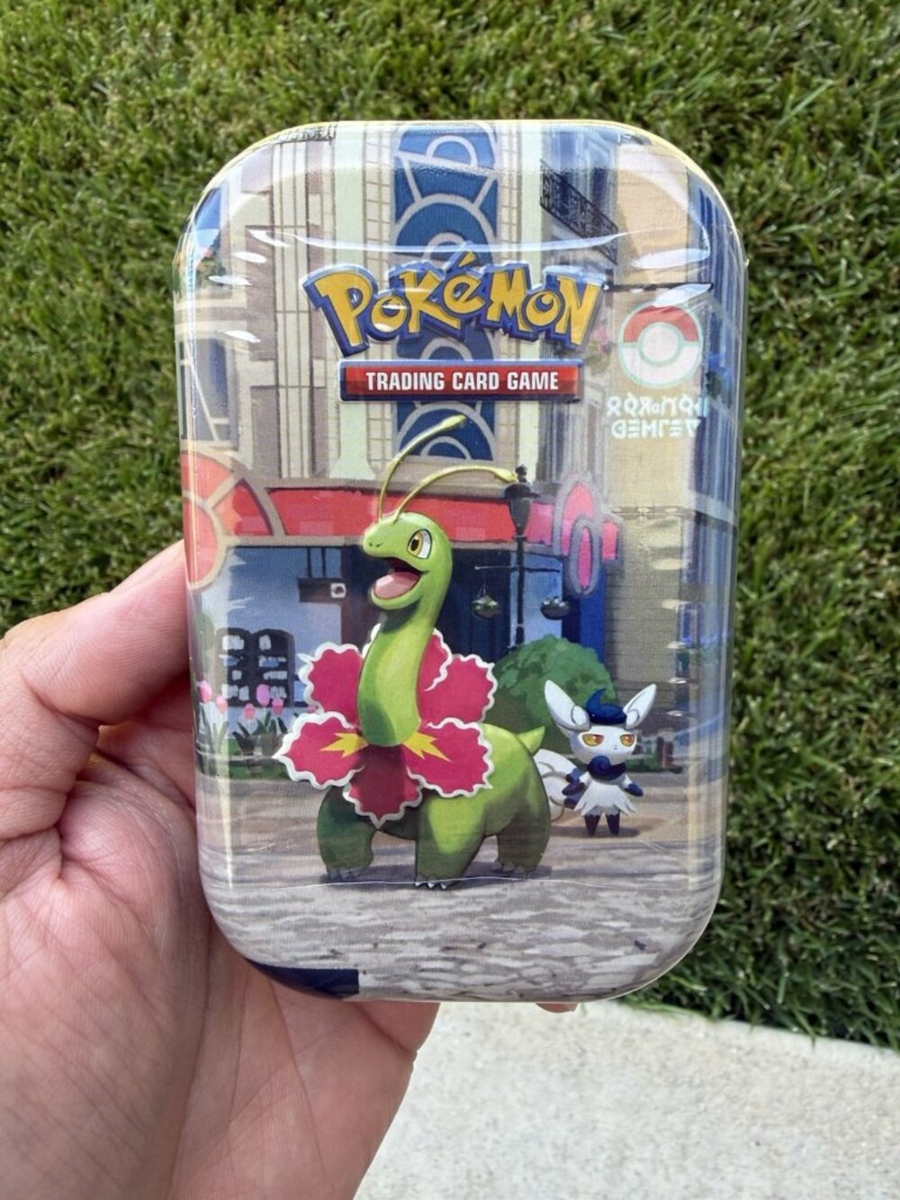 Pokemon TCG: Lumiose CIty mini tin (Chaos Rising and Perfect Order)
